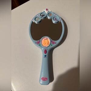 Barbie of Swan Lake Talking Light -Up Musical Mirror Mattel 2003 - Works great